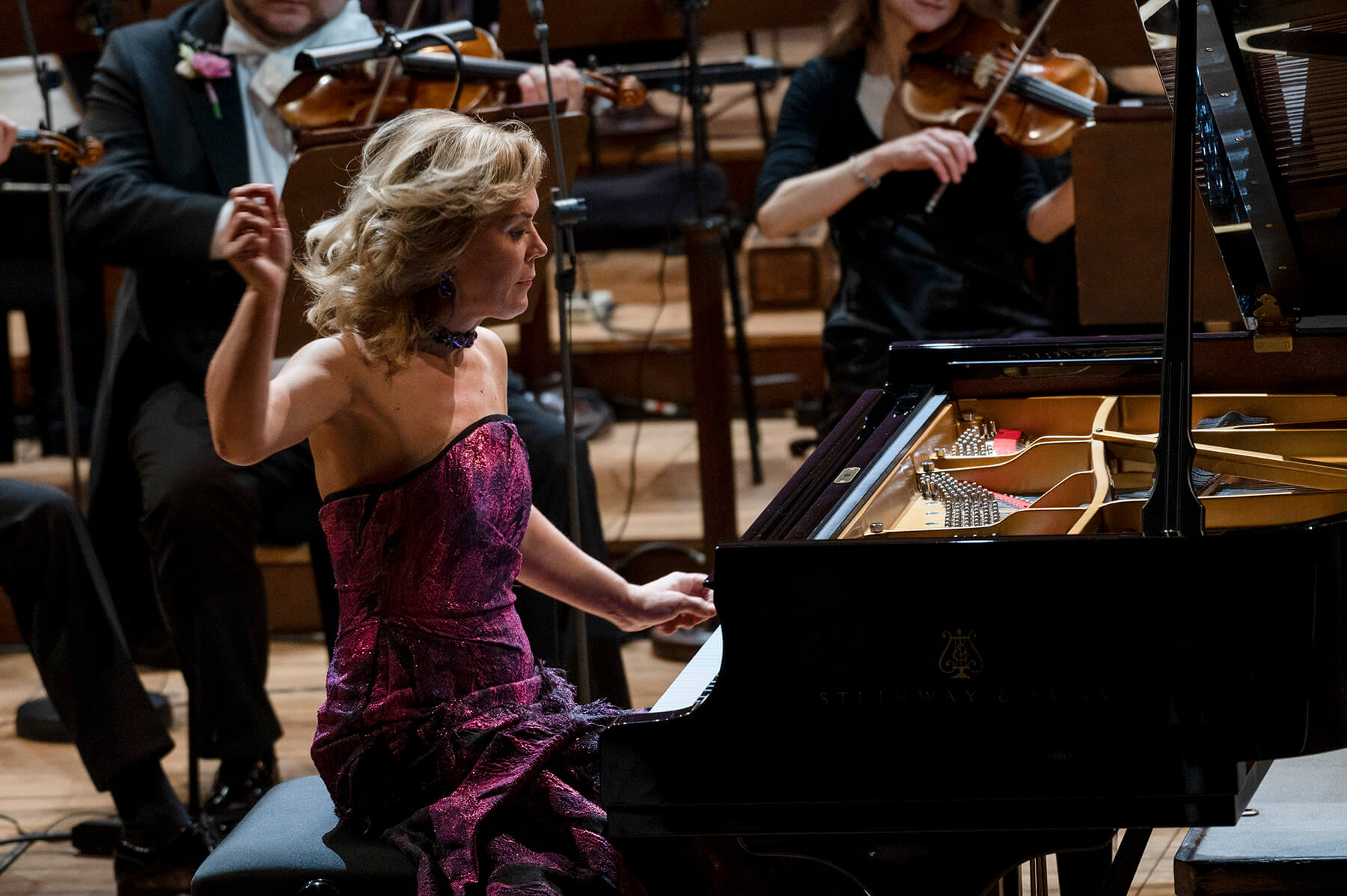 Ilustrační obrázek článku 'Pianist Olga Kern will perform at the recital on 12. 2.'